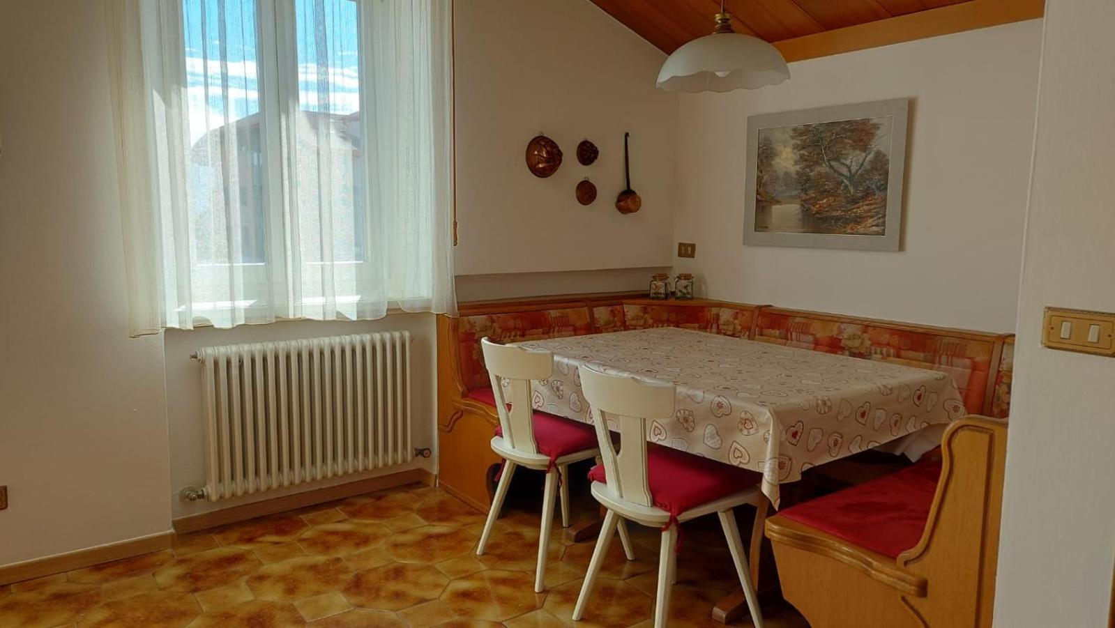 Casa Vacanze Paola Romeno المظهر الخارجي الصورة