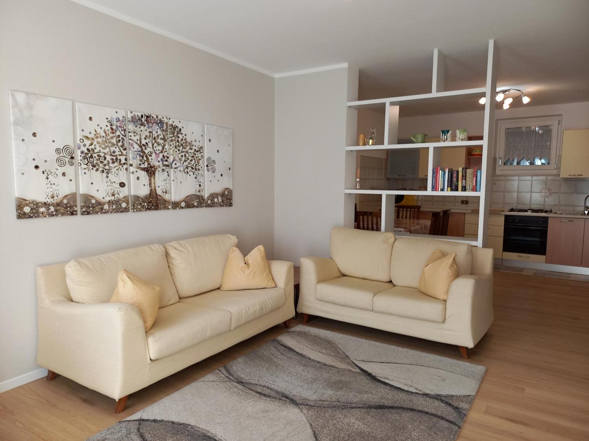 Casa Vacanze Paola Romeno المظهر الخارجي الصورة